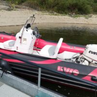 Prodej nafukovacího motorového člunu KWS 500 r.v. 2020 s laminátovým kýlem, s motorem Evinrude 90hp,